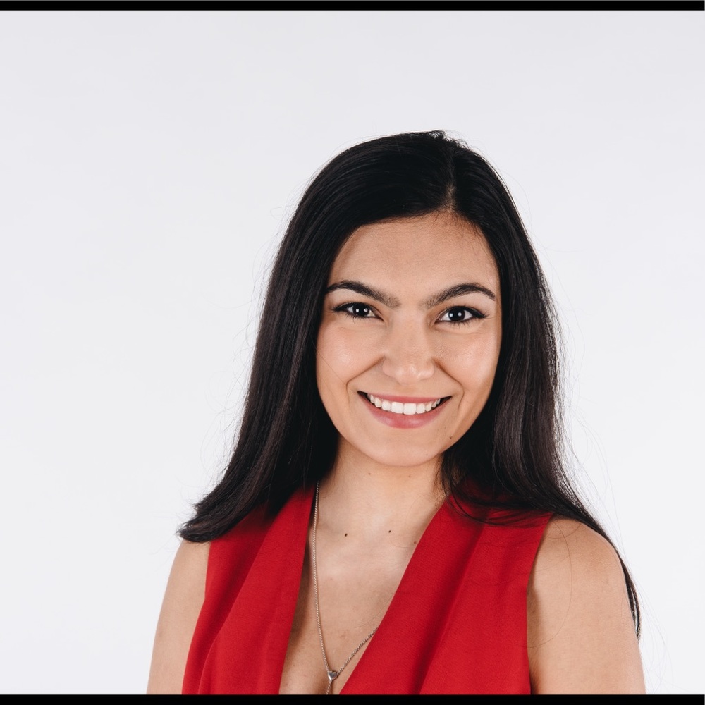 Meet your Posher, Elisa